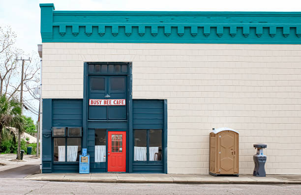 Best Porta potty rental near me  in Clarkson, KY